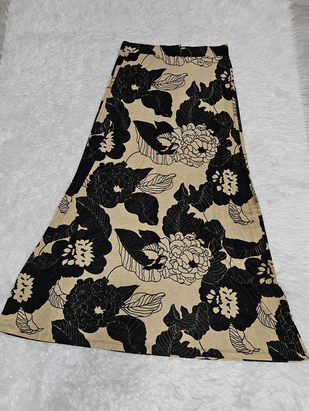 Susan Lawrence Beige and Black Floral A-Line Skirt